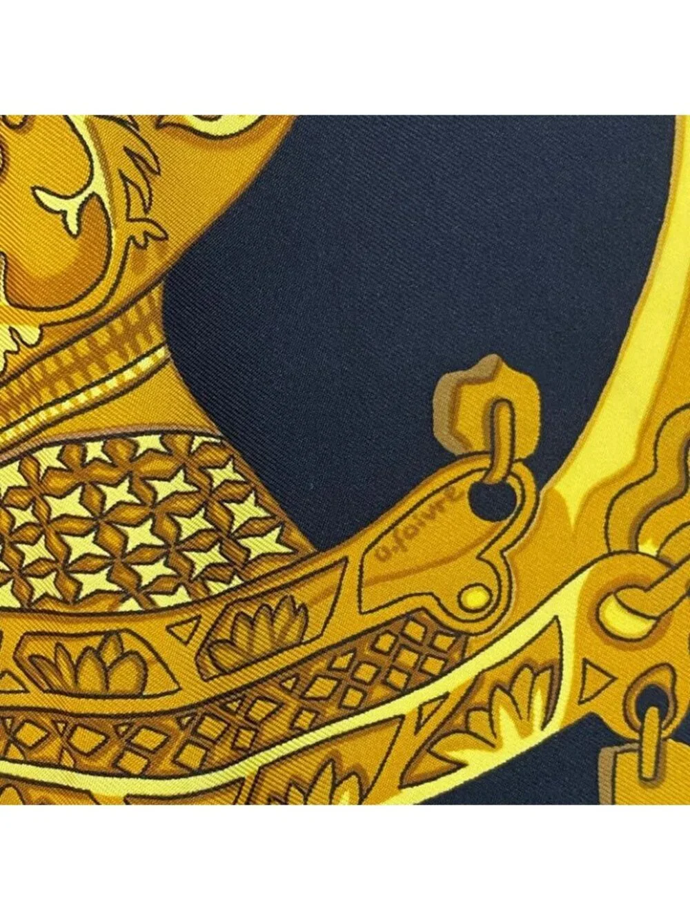 Hermes Carre 90 Armets En Panache Feathered Cavalry Helmet Black Gold Scarf